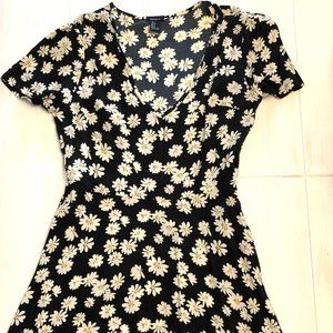 FOREVER 21 SUNFLOWER DRESS